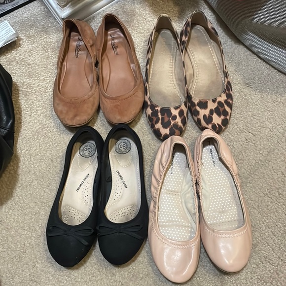 ❤️🔥SOLD❤️🔥4 pairs of Flats - Picture 1 of 16